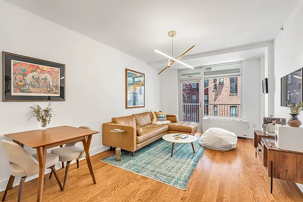 Rented by Compass | media 8