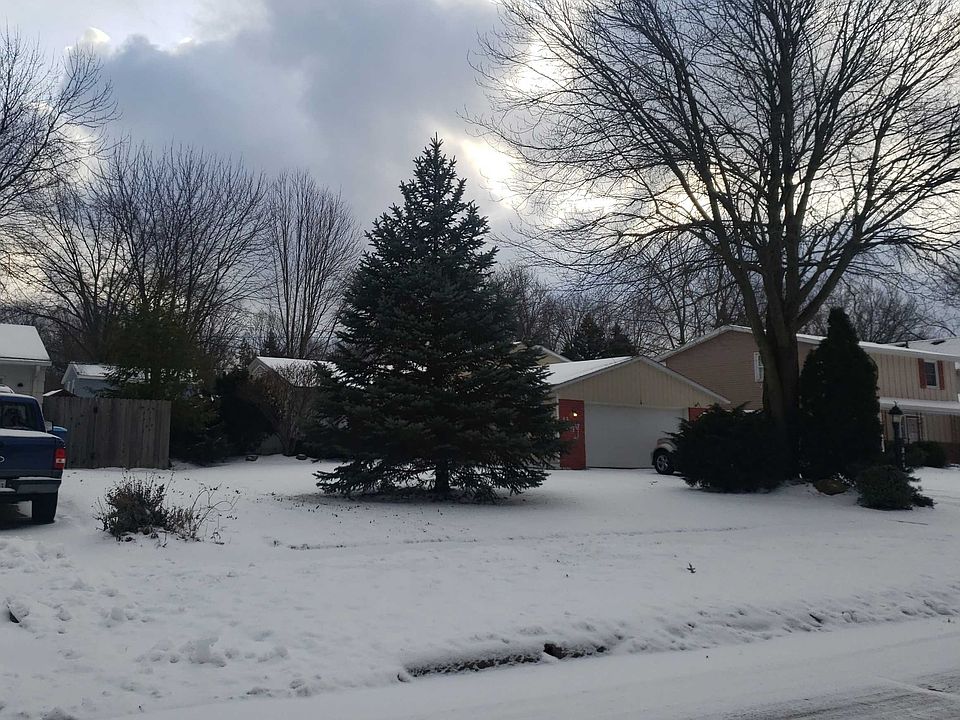 2nd image of 4241 Queen Anne Ave