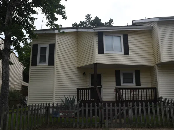 1408 Preserve Dr, Virginia Beach, VA 23451