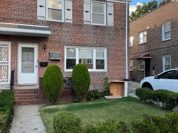 70-48 174th St Floor 2, Fresh Meadows, NY 11365
