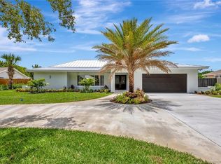 351 Country Club Dr, Tequesta, FL 33469