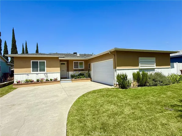 913 N Acacia Ave, Fullerton, CA 92831