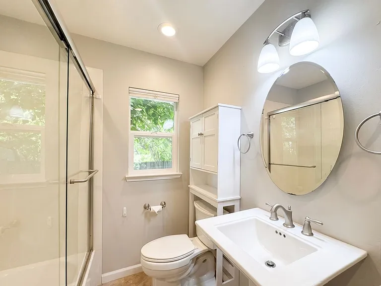 656 Evelyn Ct — Photo 12