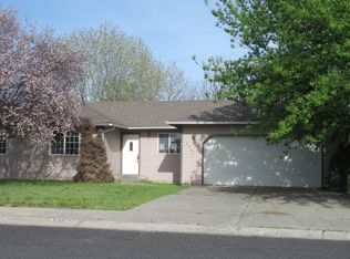 2207 Claremont Ct, Moses Lake, WA 98837