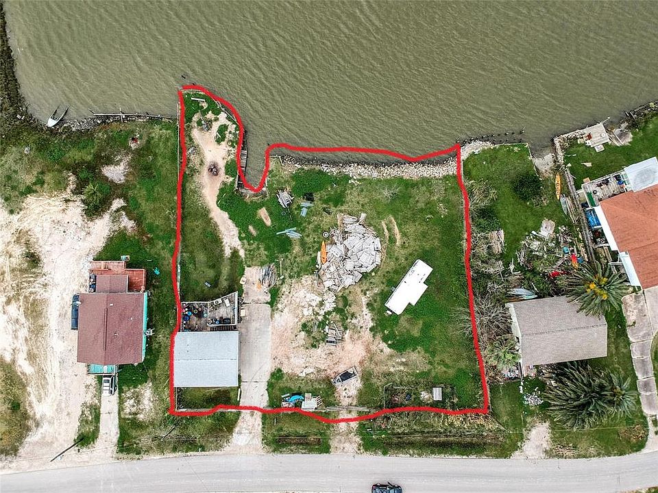 1st image of 4742 Bayou Ln