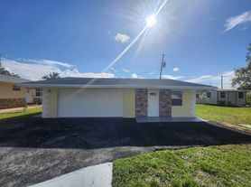 511 N 60th Way E, Hollywood, FL