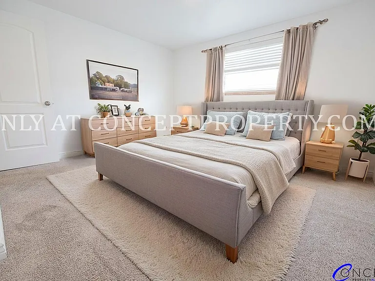 466 E Woodland Ave — Photo 4