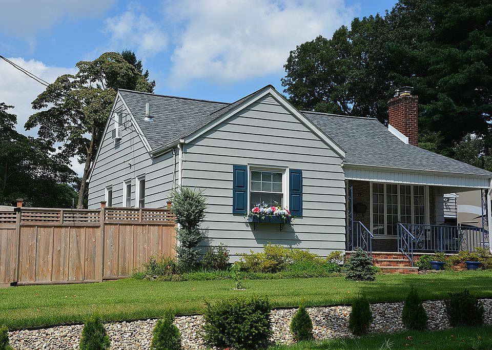19 Lavern St.