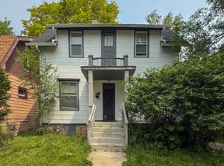 3726 W Fairmount Ave, Milwaukee, WI