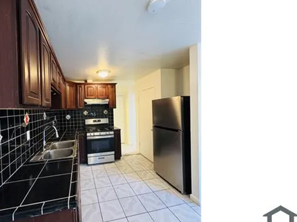 915 Acosta Plz Unit 12, Salinas, CA 93905