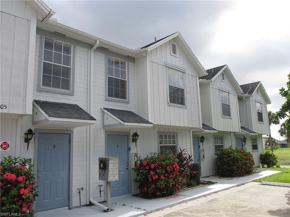 1st image of 1005 SW 48th Ter APT 4