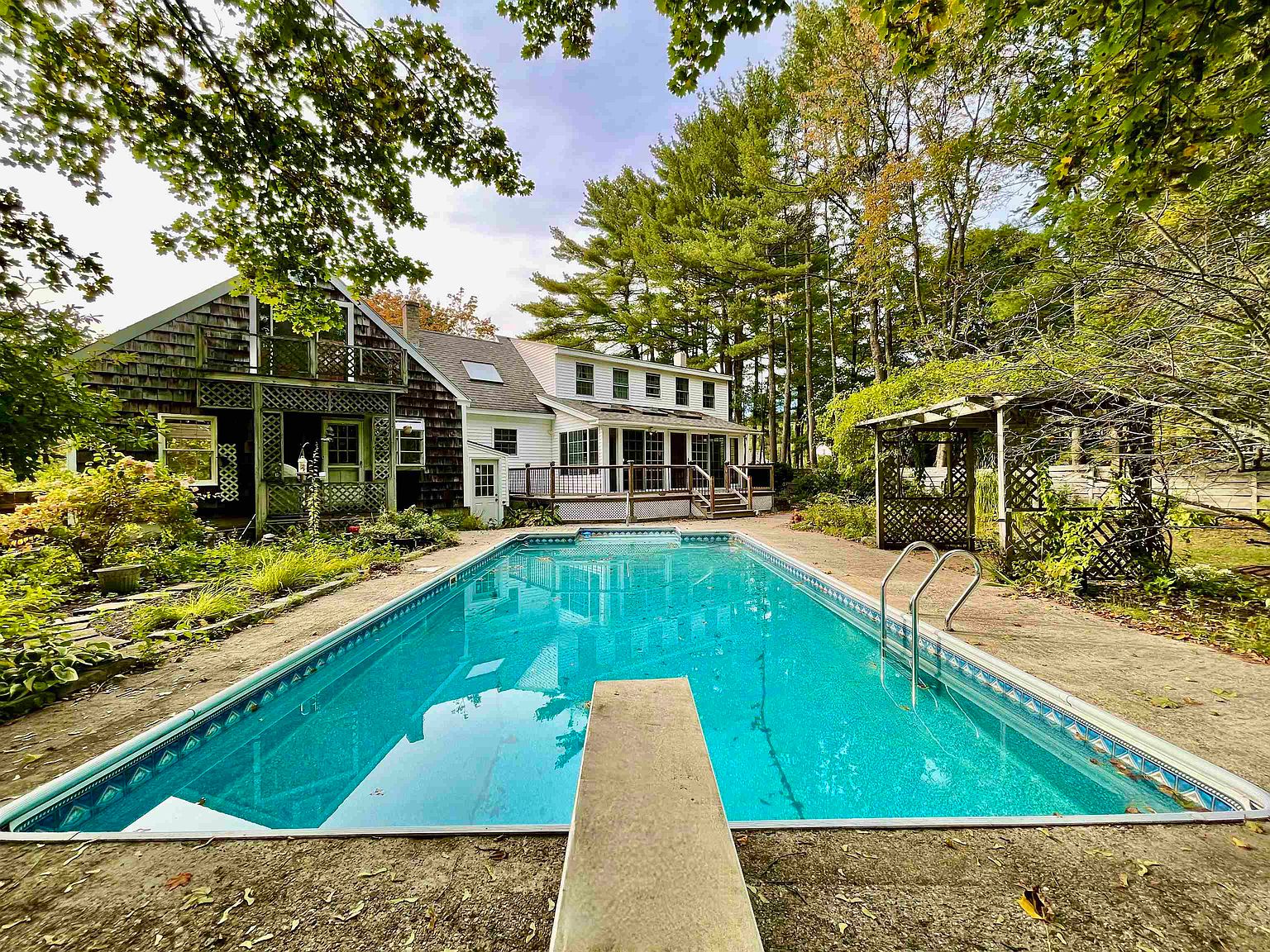 35 Pine Street, Alton, NH 03809 Zillow