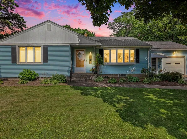 1004 Elmgrove Rd, Rochester, NY 14624