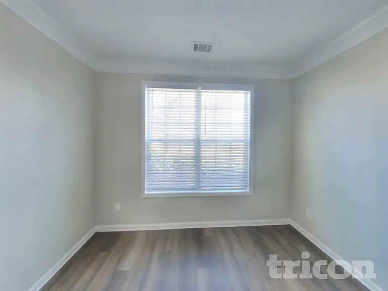238 Greenland Dr — Photo 18