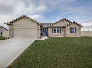 520 Lloyd Dr, Dwight, IL 60420