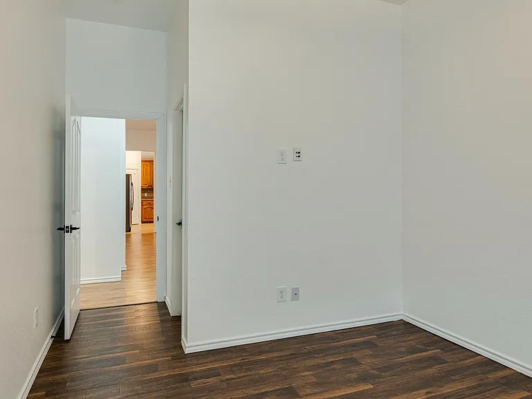 4725 Bristol Trace Trl — Photo 26