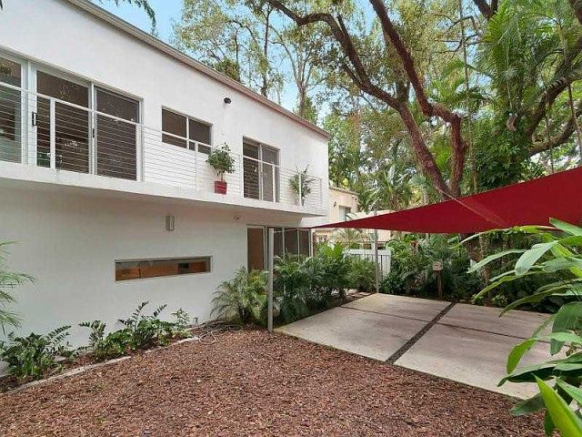 1st image of 3655 N Bayhomes Dr