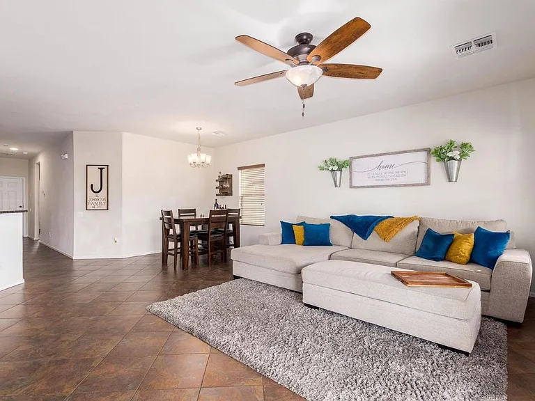 10811 W El Cortez Pl — Photo 11