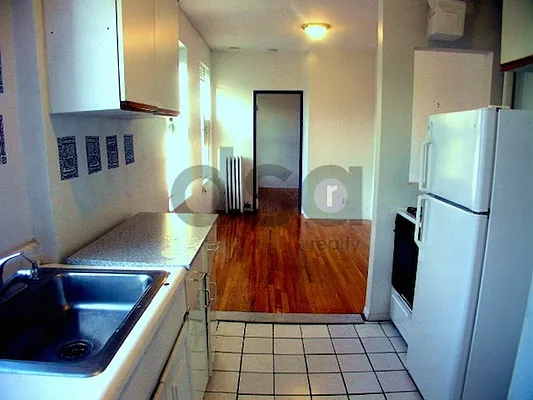 Rented by DSA Realty | media 21