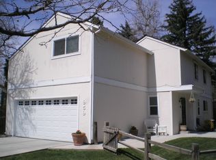 959 W Peakview Cir, Littleton, CO 80120