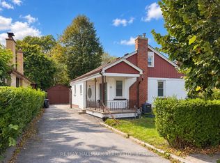 14 Saunders Rd, Toronto, ON M1J 3H9