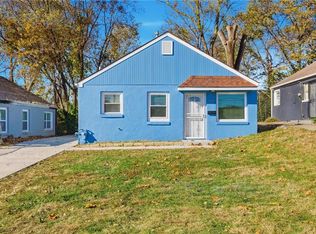 4218 Cleveland Ave, Kansas City, MO 64130