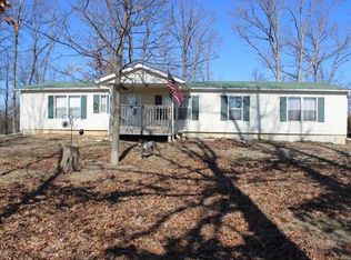 897 Tickridge Rd, Silex, MO 63377