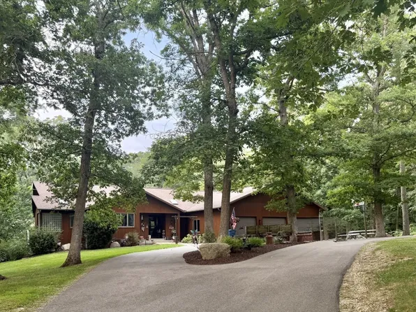 21-9 Timber Shore Dr, Lanark, IL 61046