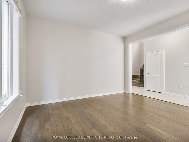 25 Munro Cir — Photo 14