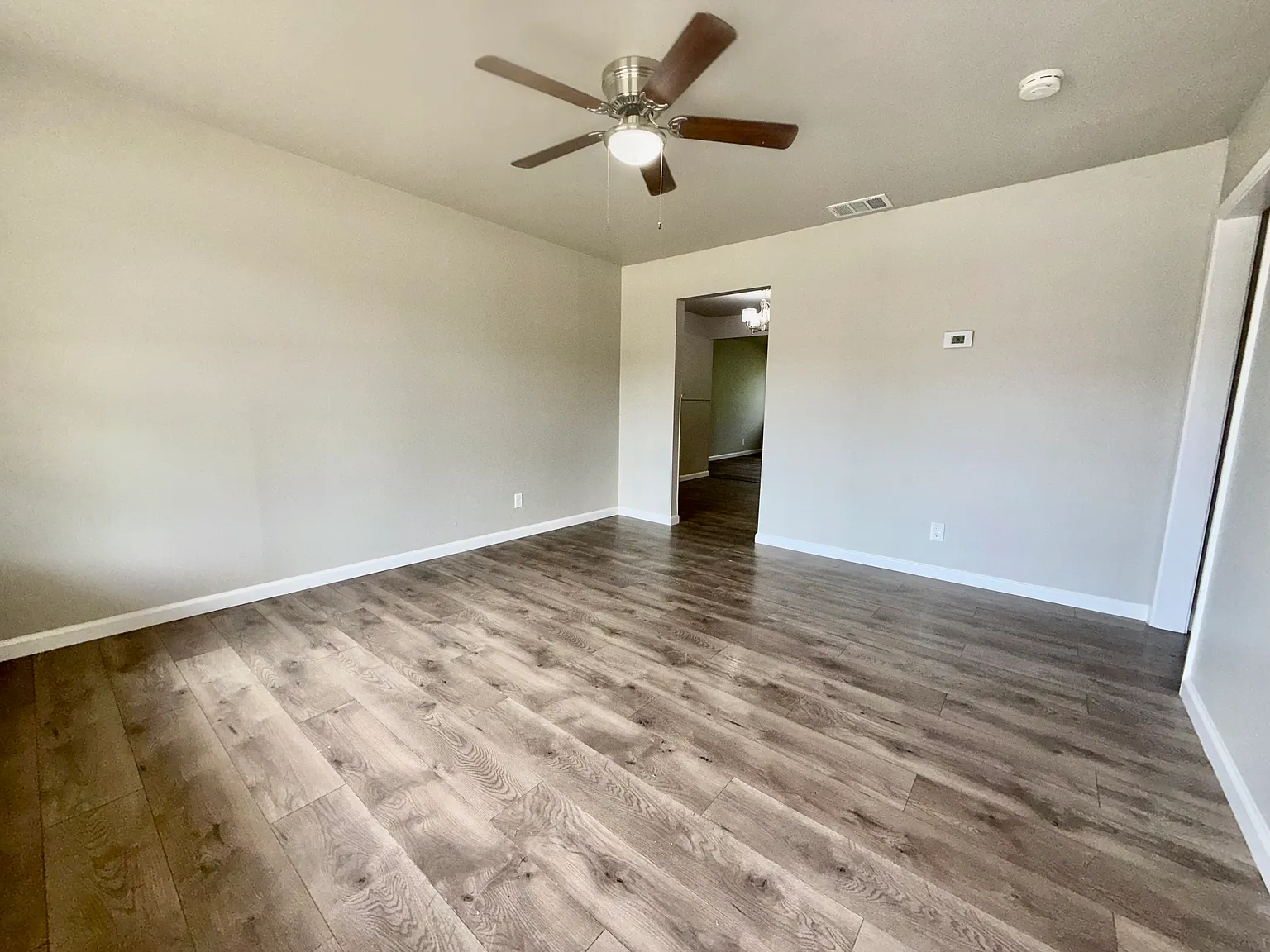 3 bed, 1291 sqft, $1,495 — Photo 2