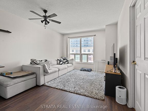 3rd image of 1 Lee Centre Dr #313