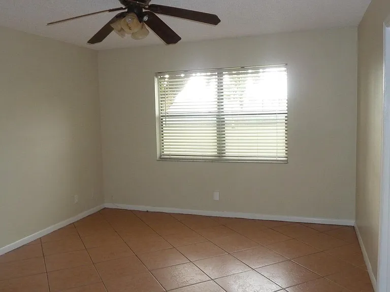 9355 SW 8th St #103 — Photo 6