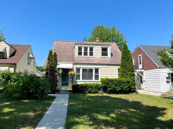 3363 N 91st St, Milwaukee, WI 53222