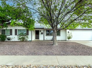 3041 E Shangri La Rd, Phoenix, AZ 85028