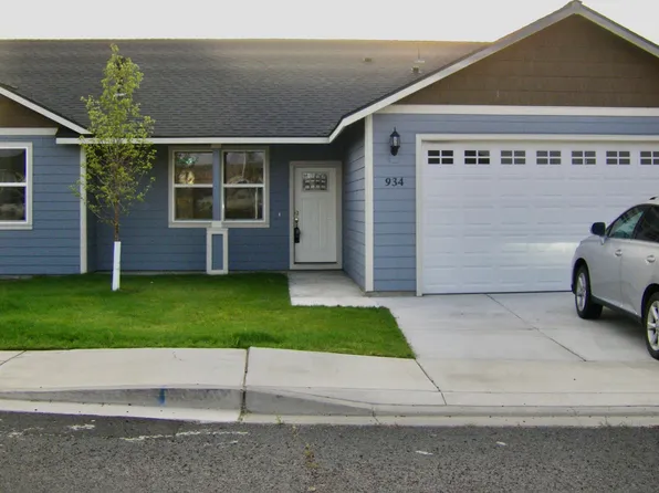 934 SE Maui Ln, Madras, OR 97741