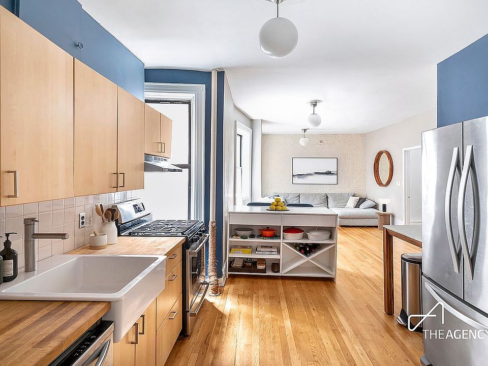 1st image of 509 W 122nd St #10