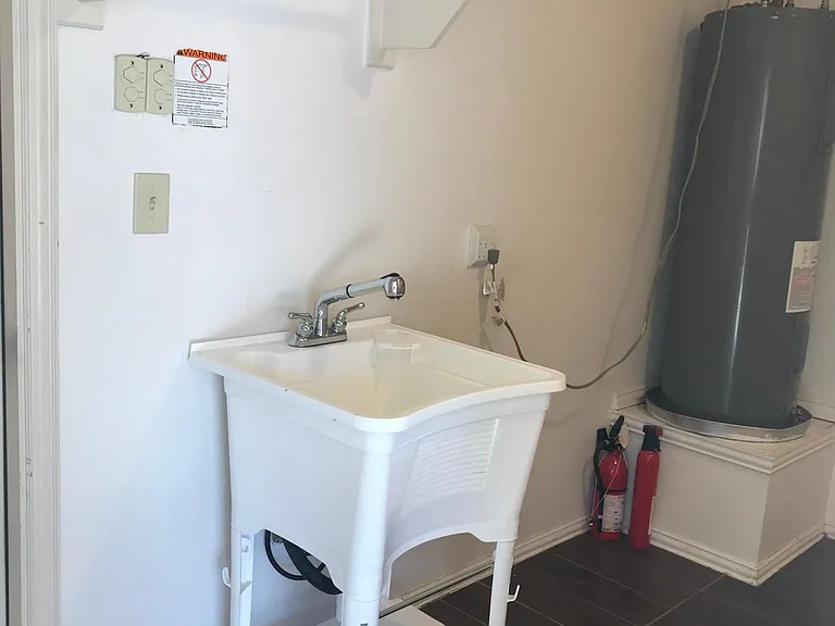 123 San Chez Dr — Photo 4