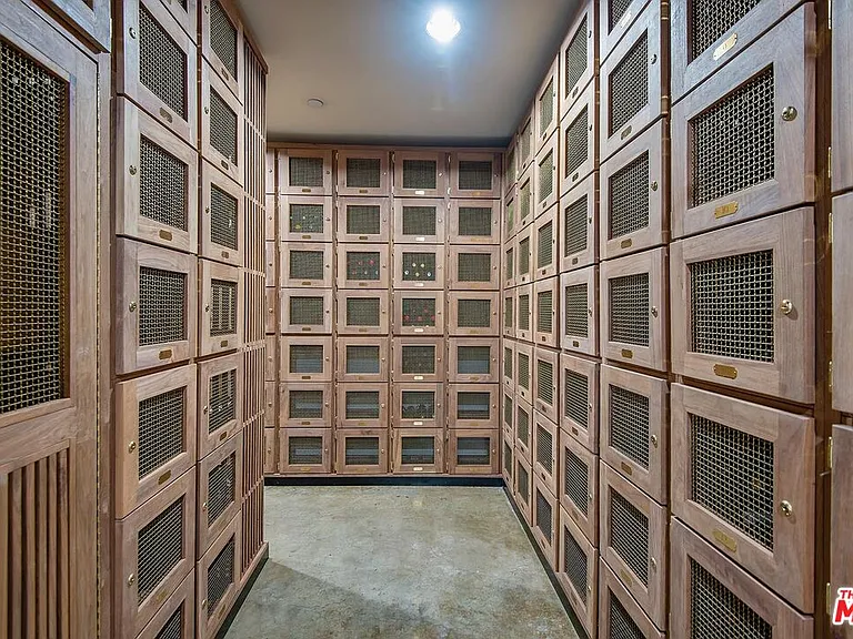 13650 Marina Pointe Dr #1706 — Photo 38