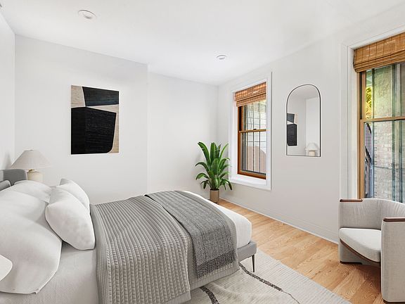 3rd image of 631 Macon St #1