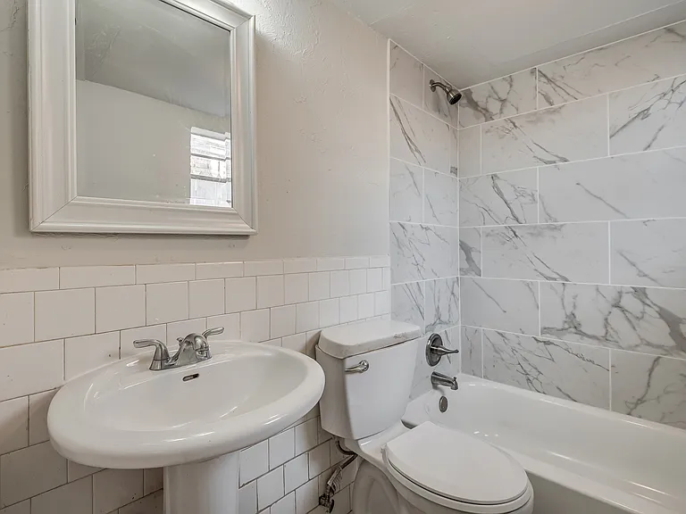 2309 N Florida Ave — Photo 23