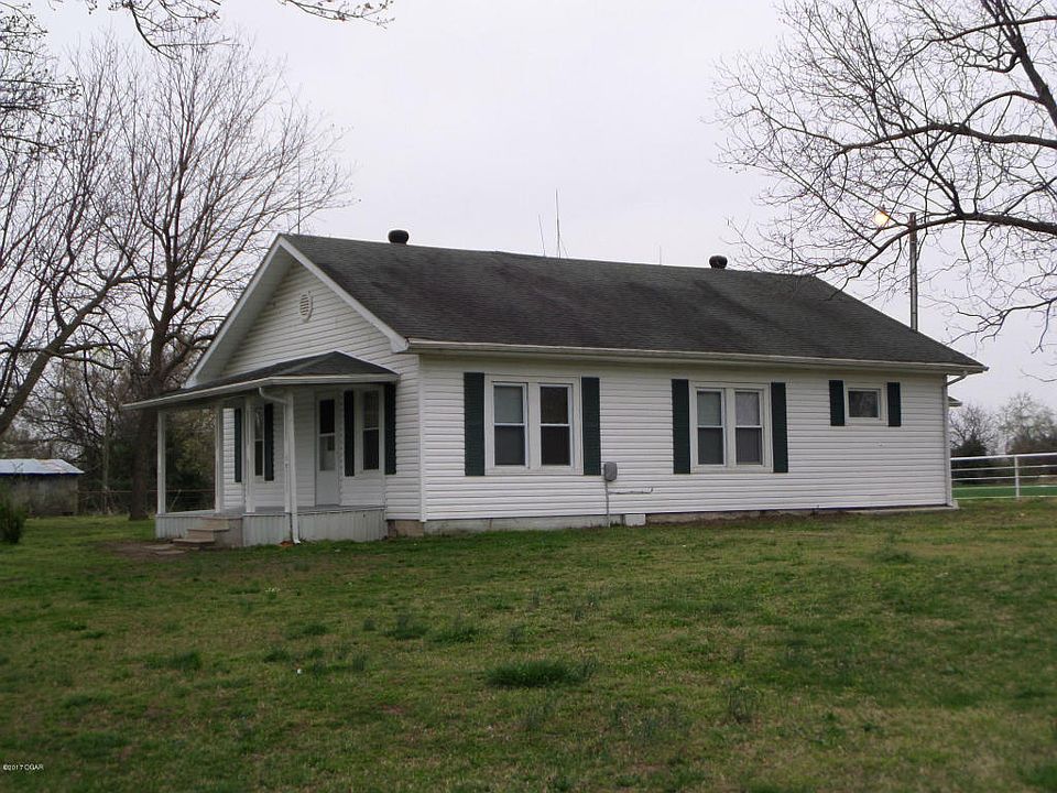 1st image of 26794 Robin Ln