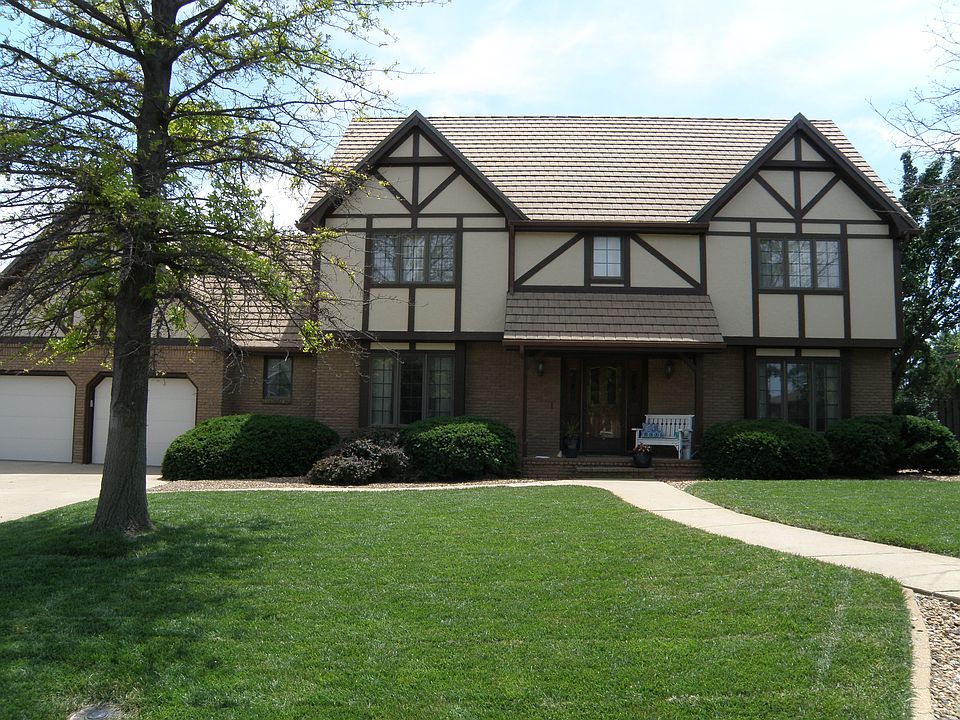 1st image of 2361 Hillside Dr