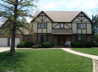 2361 Hillside Dr, Salina, KS 67401