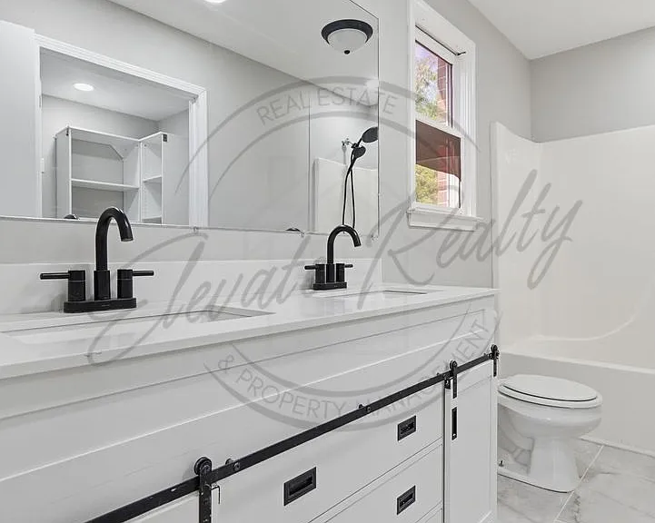 436 Kelsey Dr — Photo 1