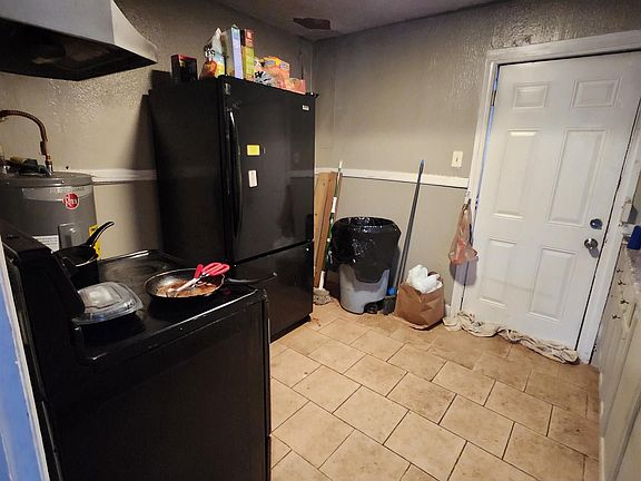 4th image of 4604 W 24th St