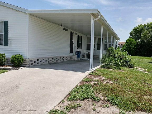 Front/Carport view