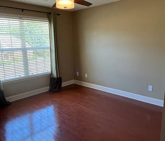 165 Keaton Dr — Photo 19