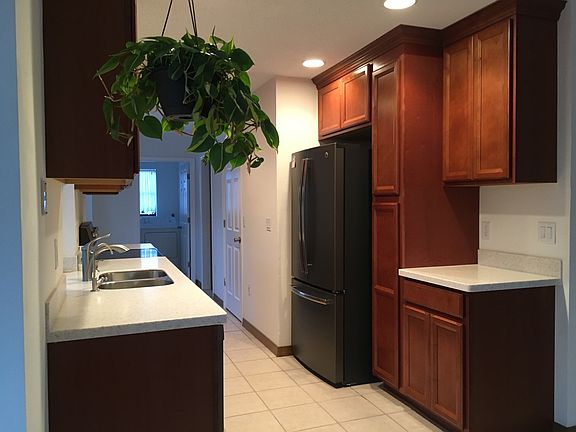 New Corian and quiet doors 