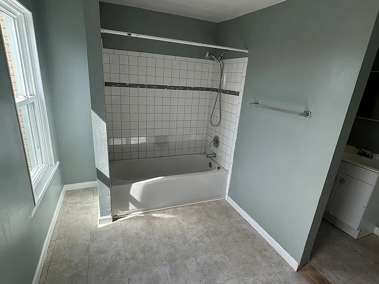 2903 Walbrook Ave — Photo 11