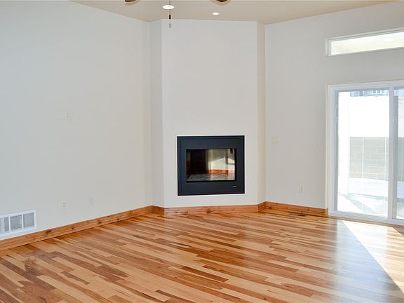 4th image of 16517 Fairbanks North Ct